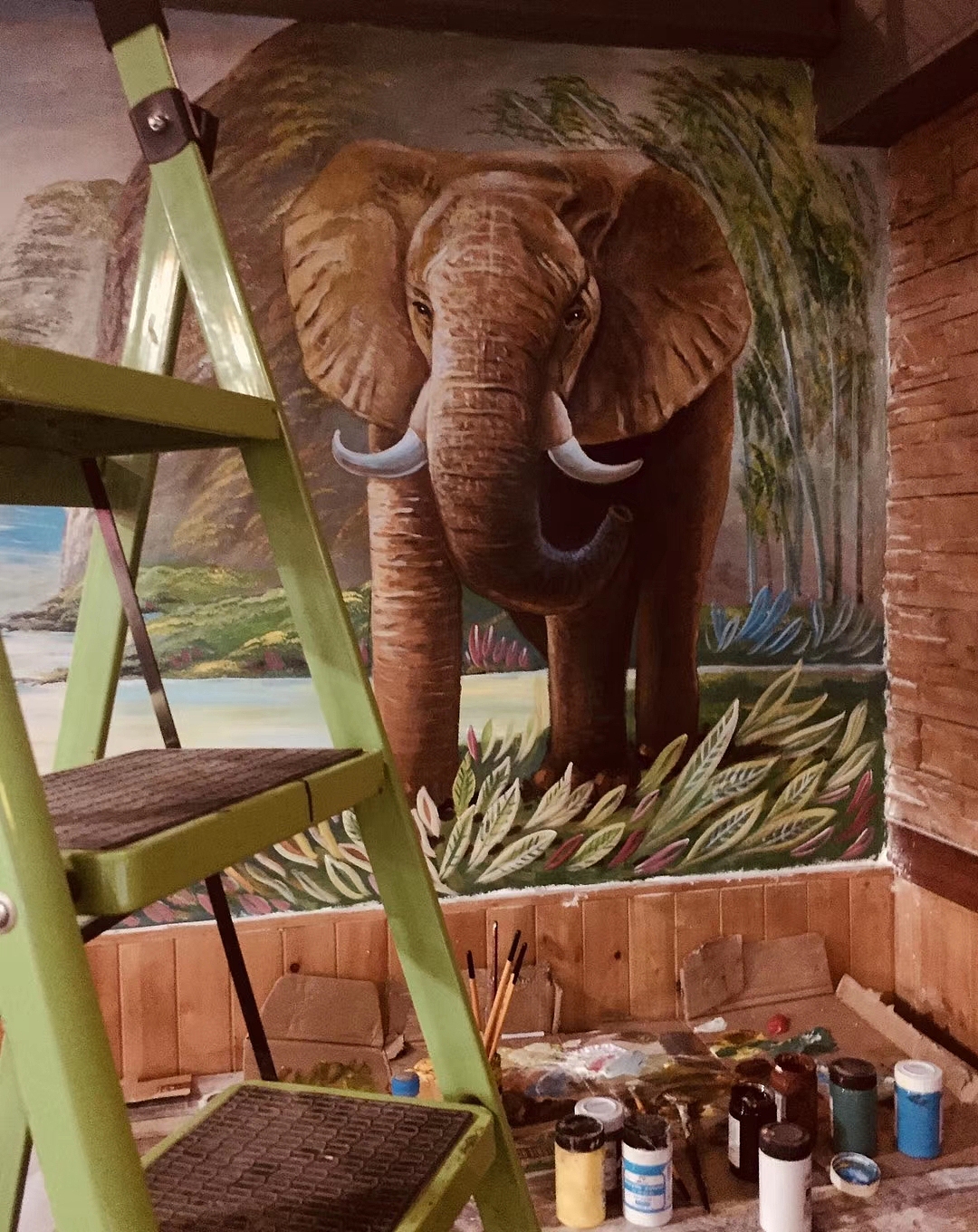 人物，動物，寫實，墻繪，設(shè)計（圖ZMTcyMjg5MDg4） - 繪畫 - 站酷設(shè)計師大臉貓愛吃魚11原創(chuàng)素材 - 站酷ZCOOL