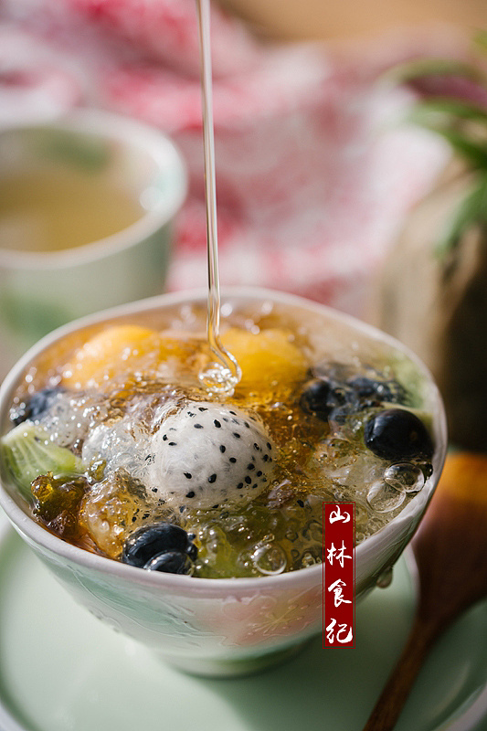 桃胶雪燕皂角米之各式吃法:木瓜炖、水果混、
