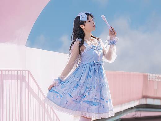 马卡龙色调洛丽塔