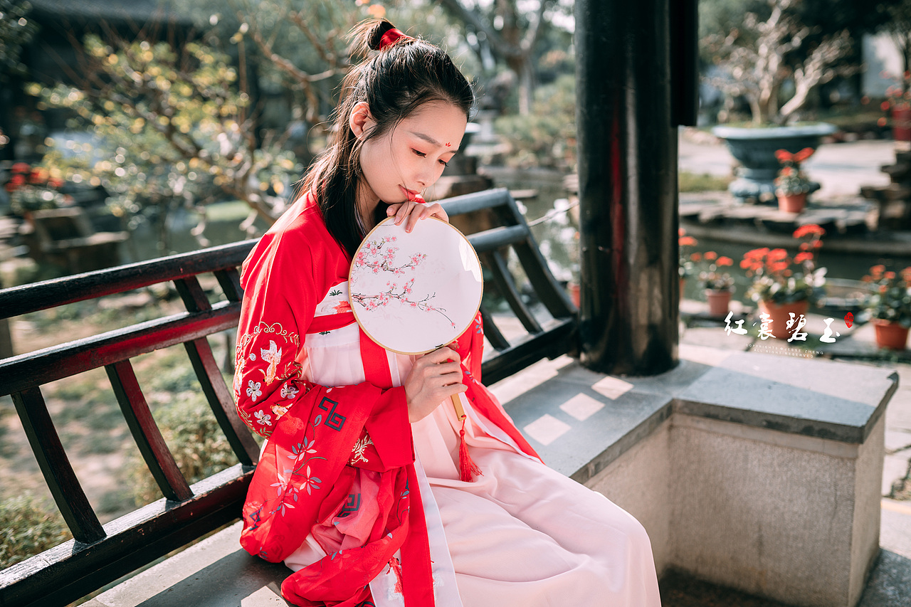 《红裳碧玉》-2019第一组照片（图ZMTQzNDA4MDAw） - 人像摄影 - 站酷设计师贱贱Jesse原创素材 - 站酷ZCOOL