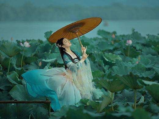 《疏香影》