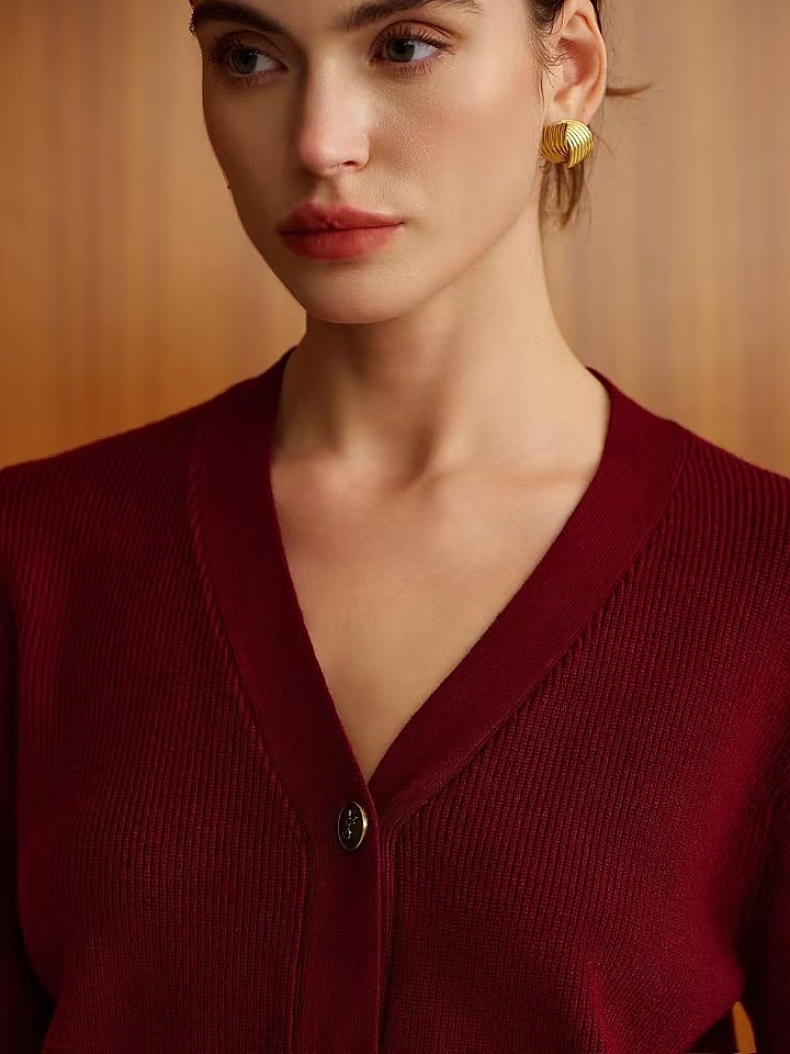 广州女外模 拍了心潮无限Commense