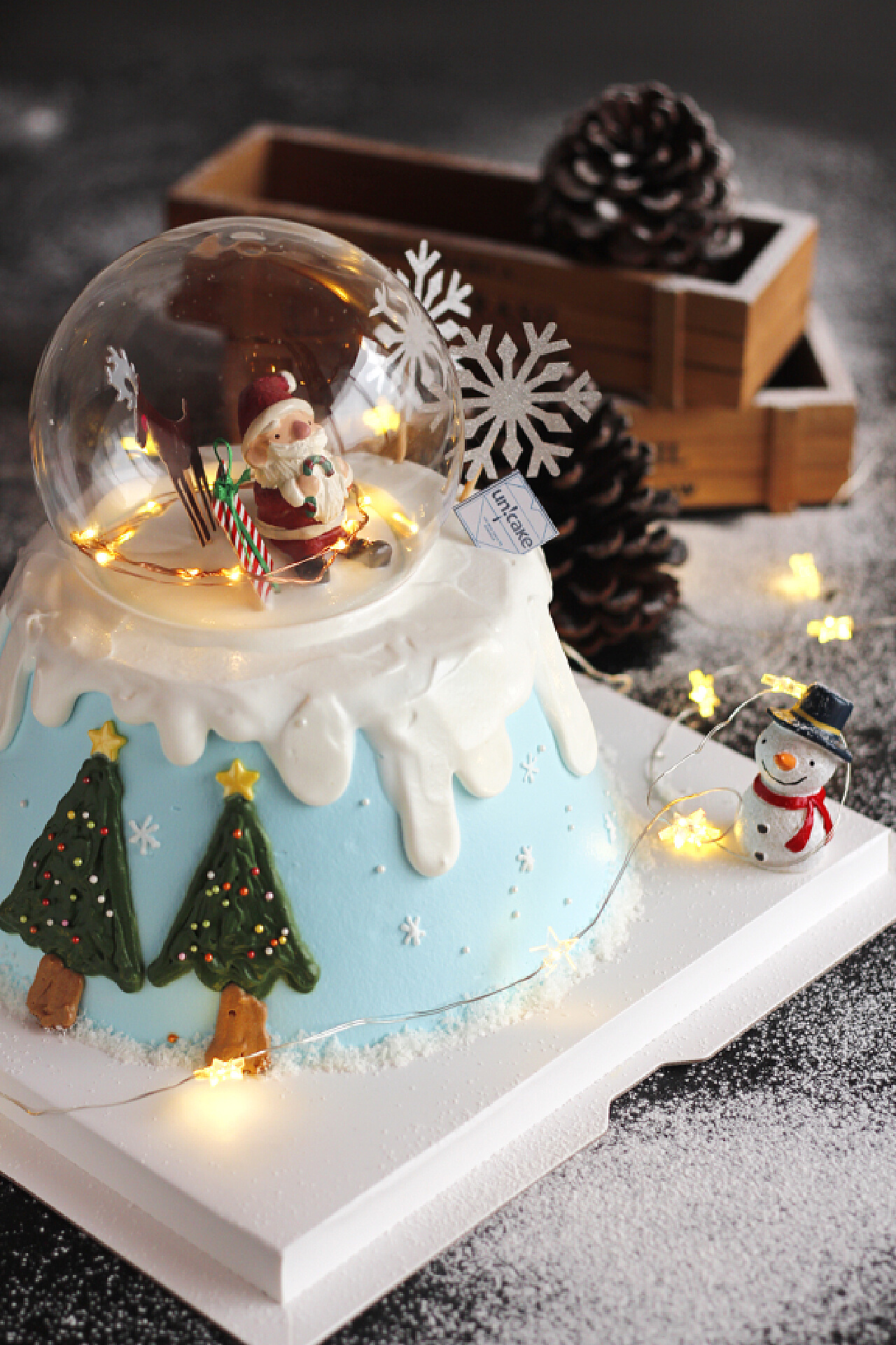 圣诞老人杯子蛋糕怎么做_圣诞老人杯子蛋糕的做法_A芈菇凉_豆果美食