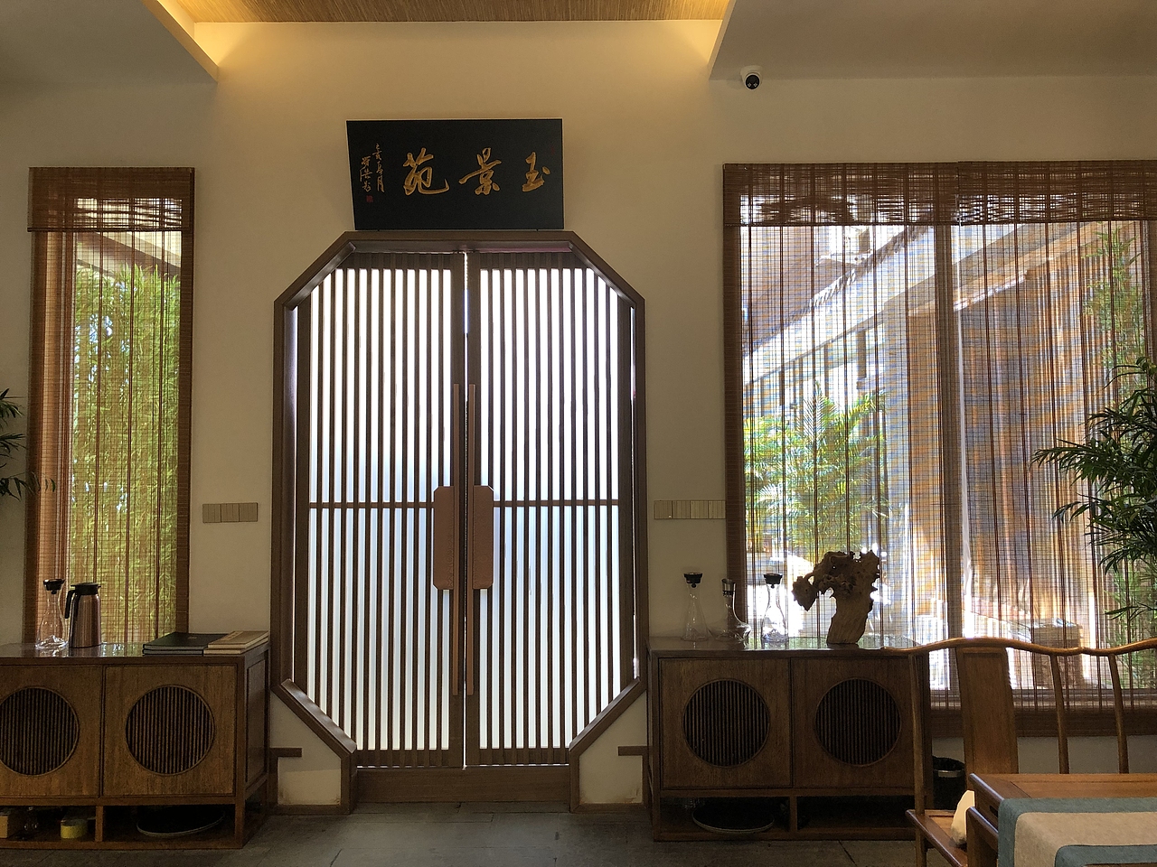 银川装修公司|银川玉景楼餐厅装修设计实景方案（图ZMzU3NjM1OTEy） - 商业空间设计 - 站酷设计师宁夏镹臻工装原创素材 - 站酷ZCOOL