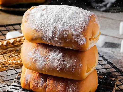 酱心面包 美味早餐面包 满满口水  吃完一个又一个