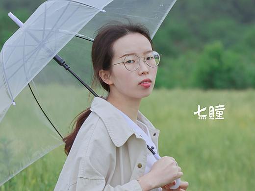 初夏麦田,伸手可触的微风