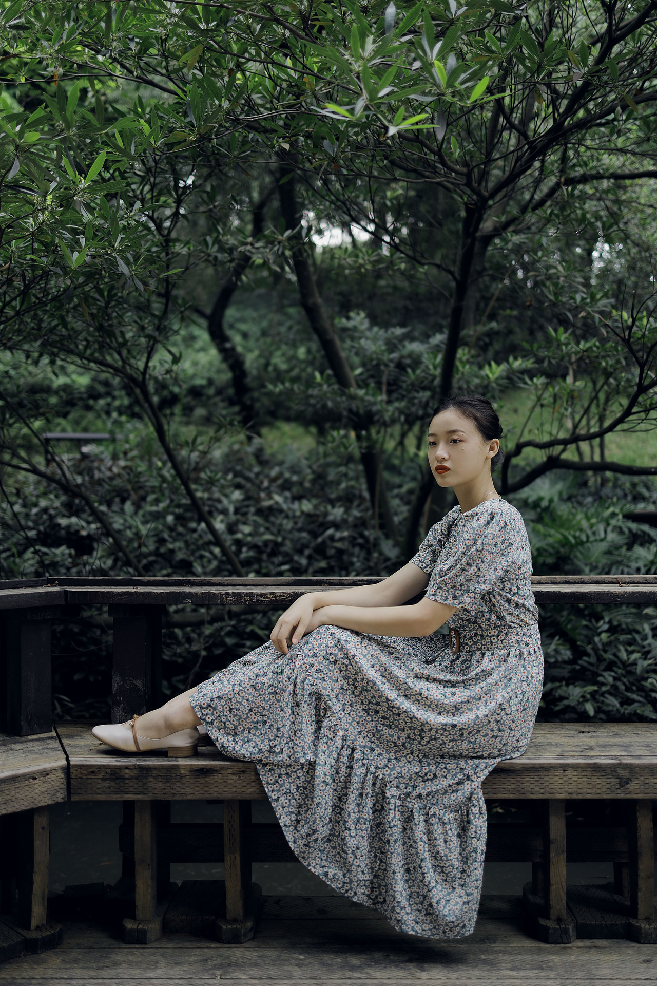 玉墨【EOS R+RF35 1.8】（图ZMjIwMzE4NTA0） - 人像摄影 - 站酷设计师良俊原创素材 - 站酷ZCOOL
