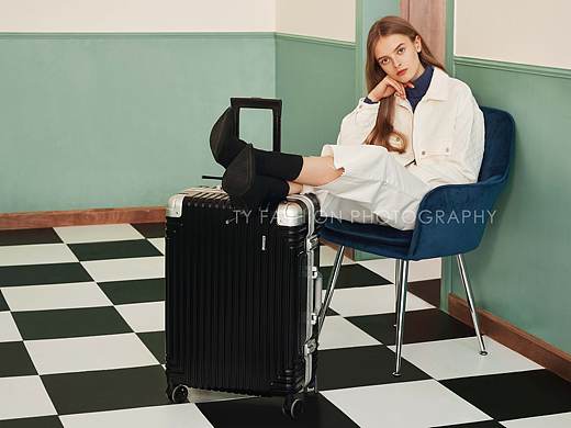 模特（個人主頁-ZMzU4OTk4MTY=） - 宣傳片 - 站酷設計師廣州騰瑜廣告攝影原創(chuàng)素材 - 站酷ZCOOL