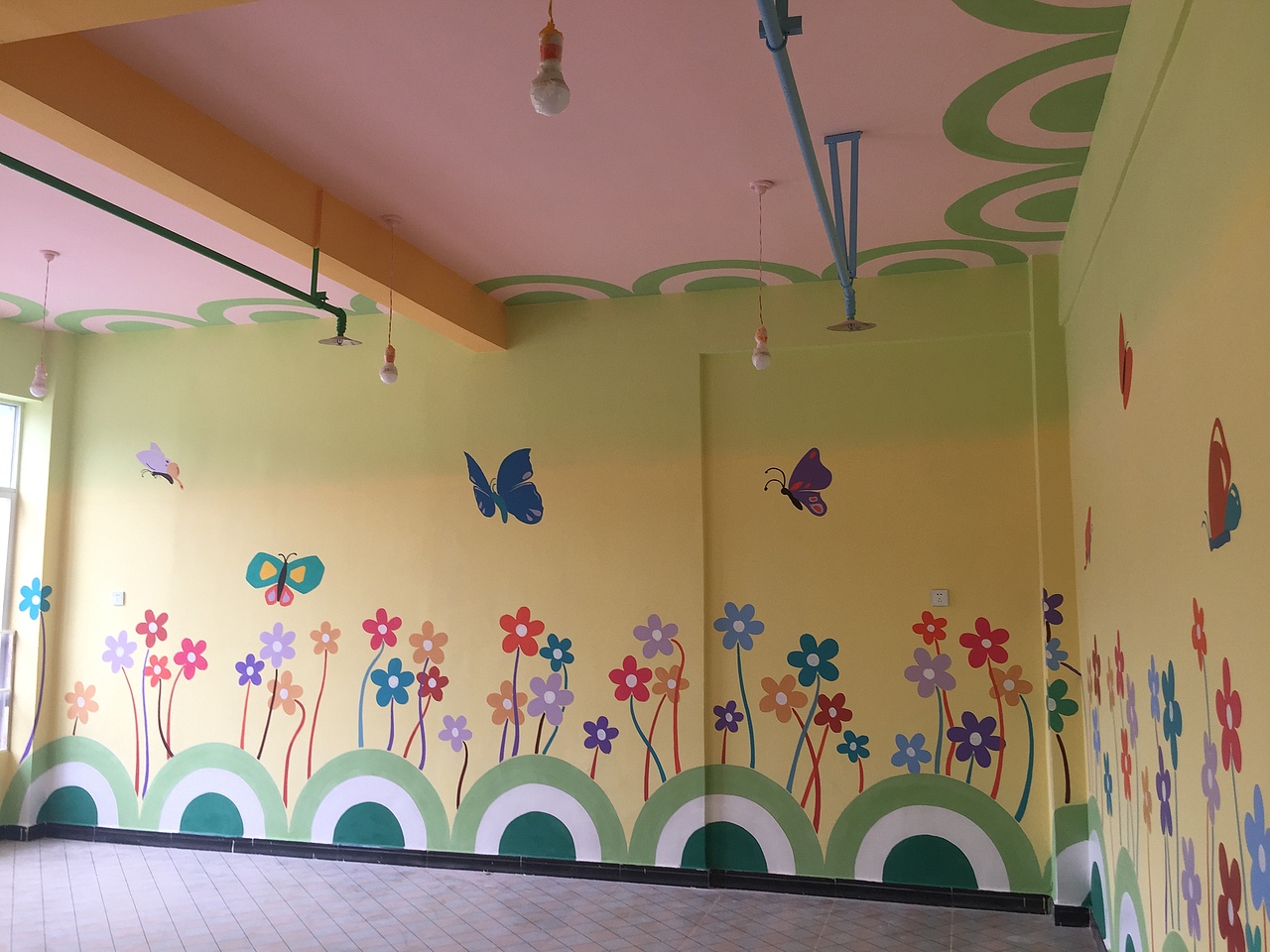 云南昆明幼儿园墙体彩绘手绘墙绘墙画—寻甸金源幼儿园（图ZMTkxMzI2NDU2） - 其他手工艺 - 站酷设计师云南锦泰彩绘原创素材 - 站酷ZCOOL