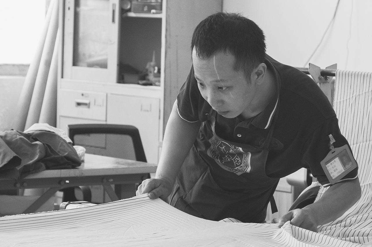 【生活百态】——裁缝·年代