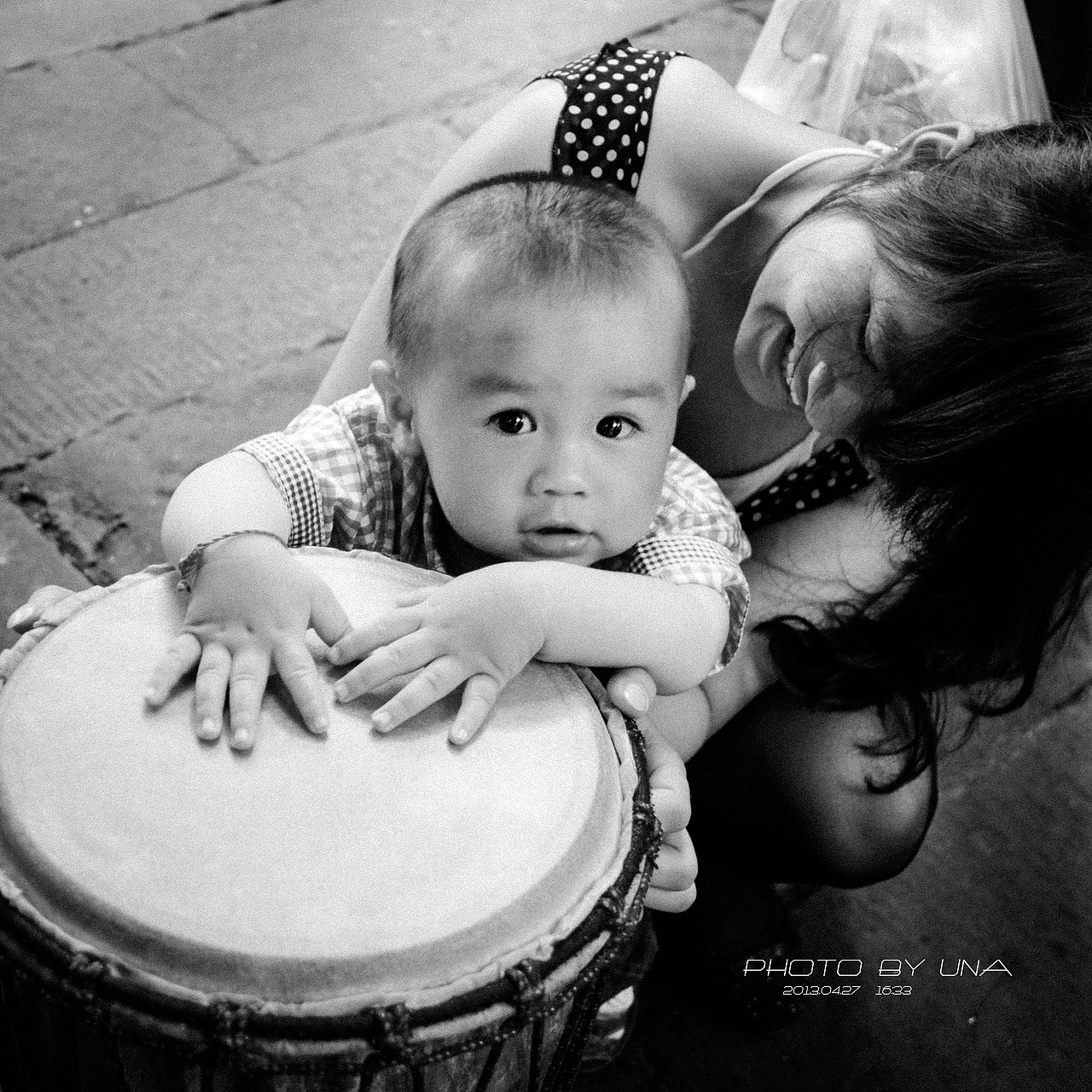 你满眼新奇,妈妈眼里都是你!