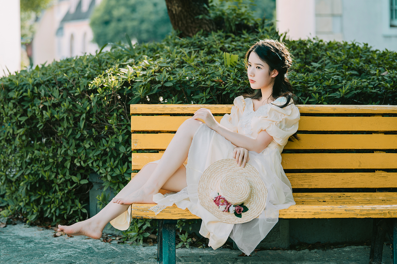 我爱这四月的雨也爱那七月的风