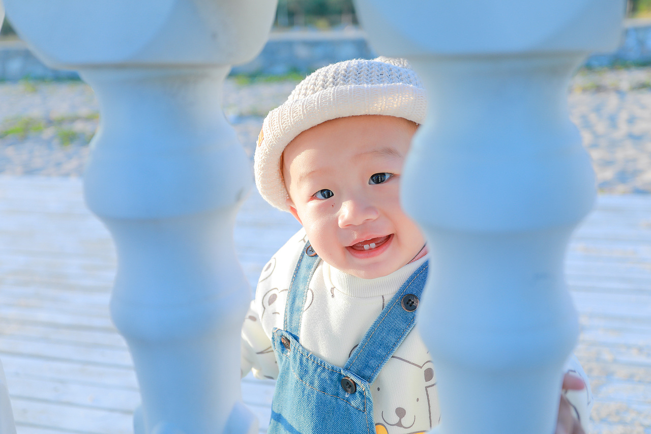 小孩與海（圖ZMjgwNTI1Mjgw） - 人像攝影 - 站酷設(shè)計師Cici小焌熙原創(chuàng)素材 - 站酷ZCOOL