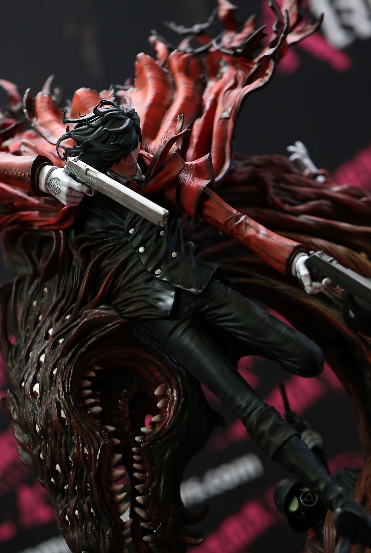 figurama 《hellsing》地狱之歌 alucard 阿卡多 雕像