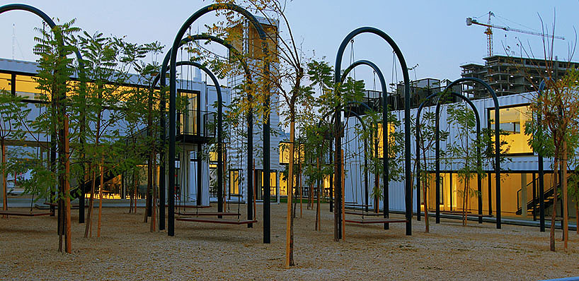 阿联酋集装箱人才中心办公楼