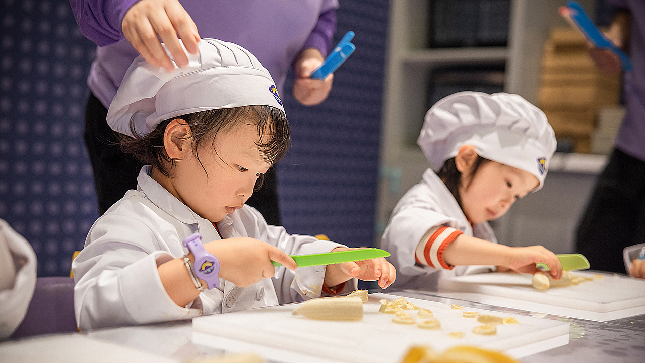 Baby Pan 盘小宝亲子中心（图ZMjk0ODAxNjky） - IP形象 - 站酷设计师兰仁麒原创素材 - 站酷ZCOOL