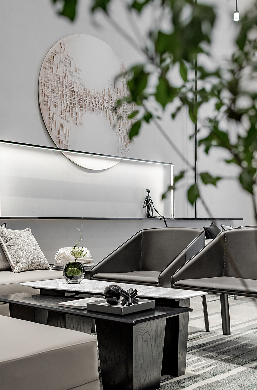 轻奢灰与简约美的复合