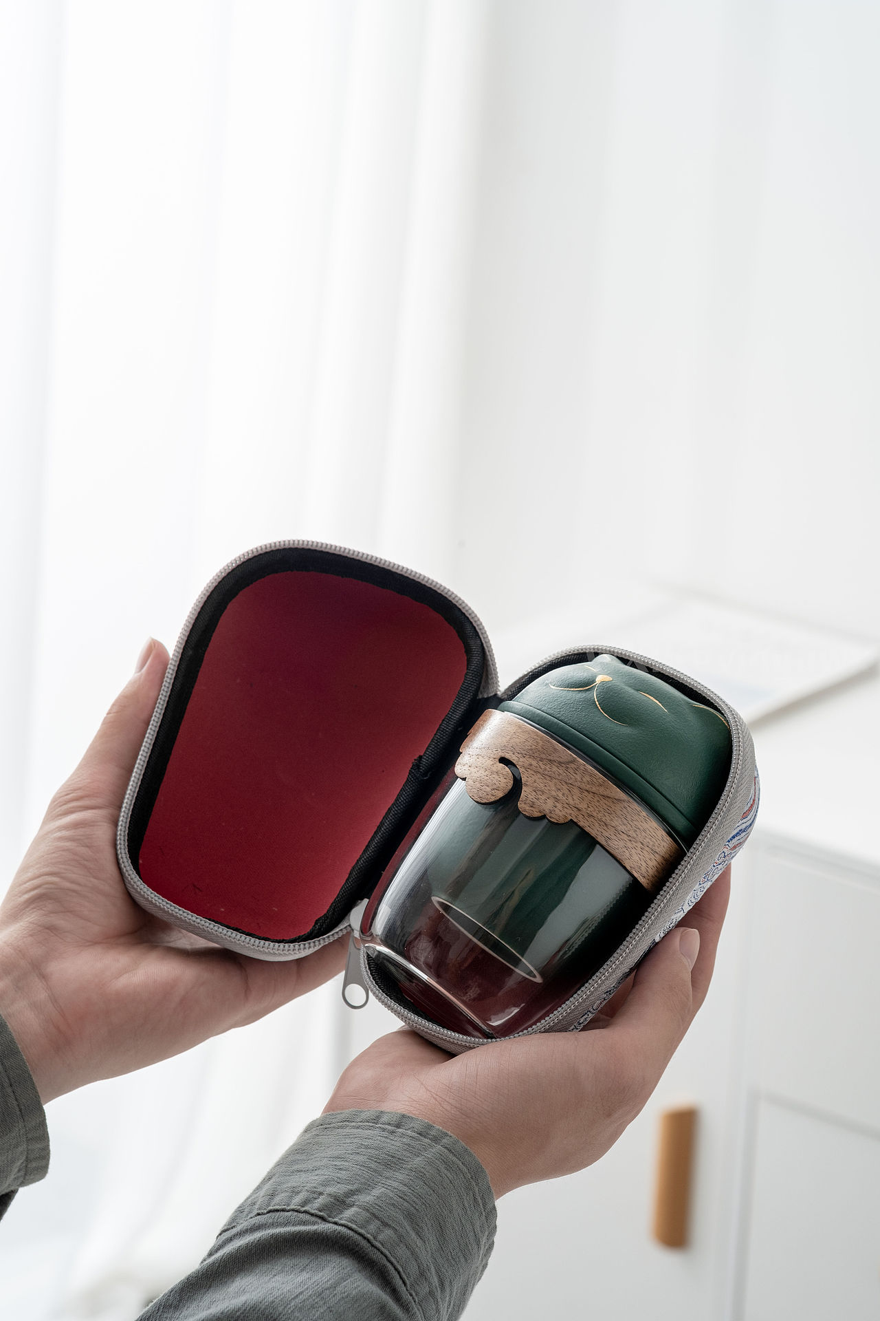 陶瓷萌猫快客杯/便携茶具/功夫茶具/快客杯/摄影拍摄（图ZMjU4MzU3NTY4） - 产品摄影 - 站酷设计师摄影师_渡口原创素材 - 站酷ZCOOL