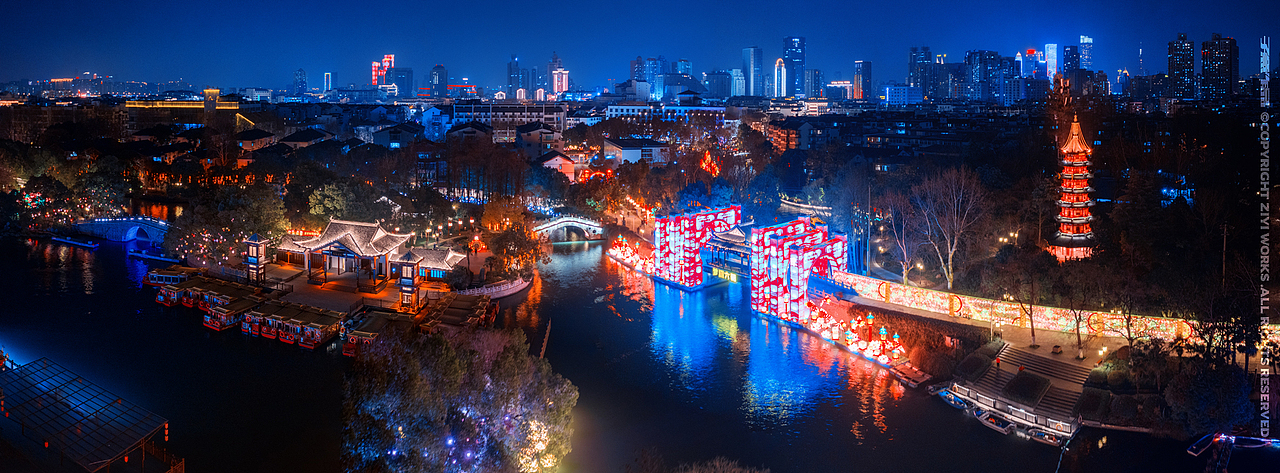 《白鹭洲花灯，2021》（图ZMjQyNzI5NDIw） - 风光摄影 - 站酷设计师摄影师子意原创素材 - 站酷ZCOOL