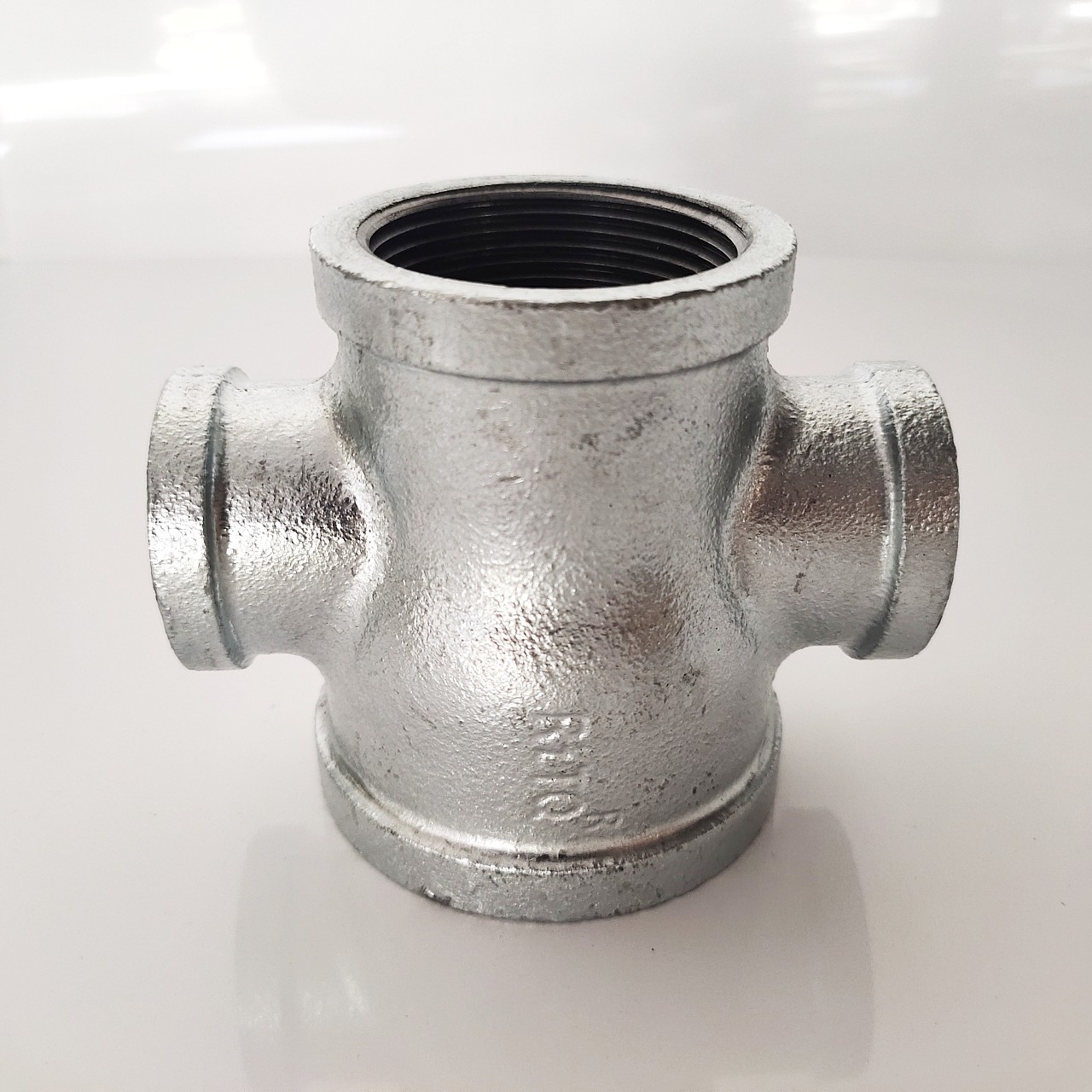 鼎梁镀锌异径四通