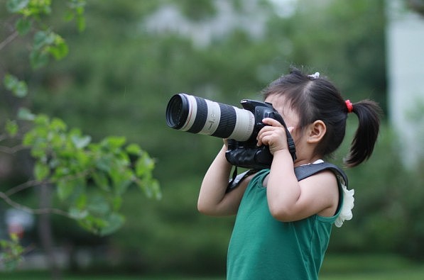 摄影:窦波
后期:窦波<br>模特:yiyi<br>化妆:无<br>约拍TEL:135 2121 7471 