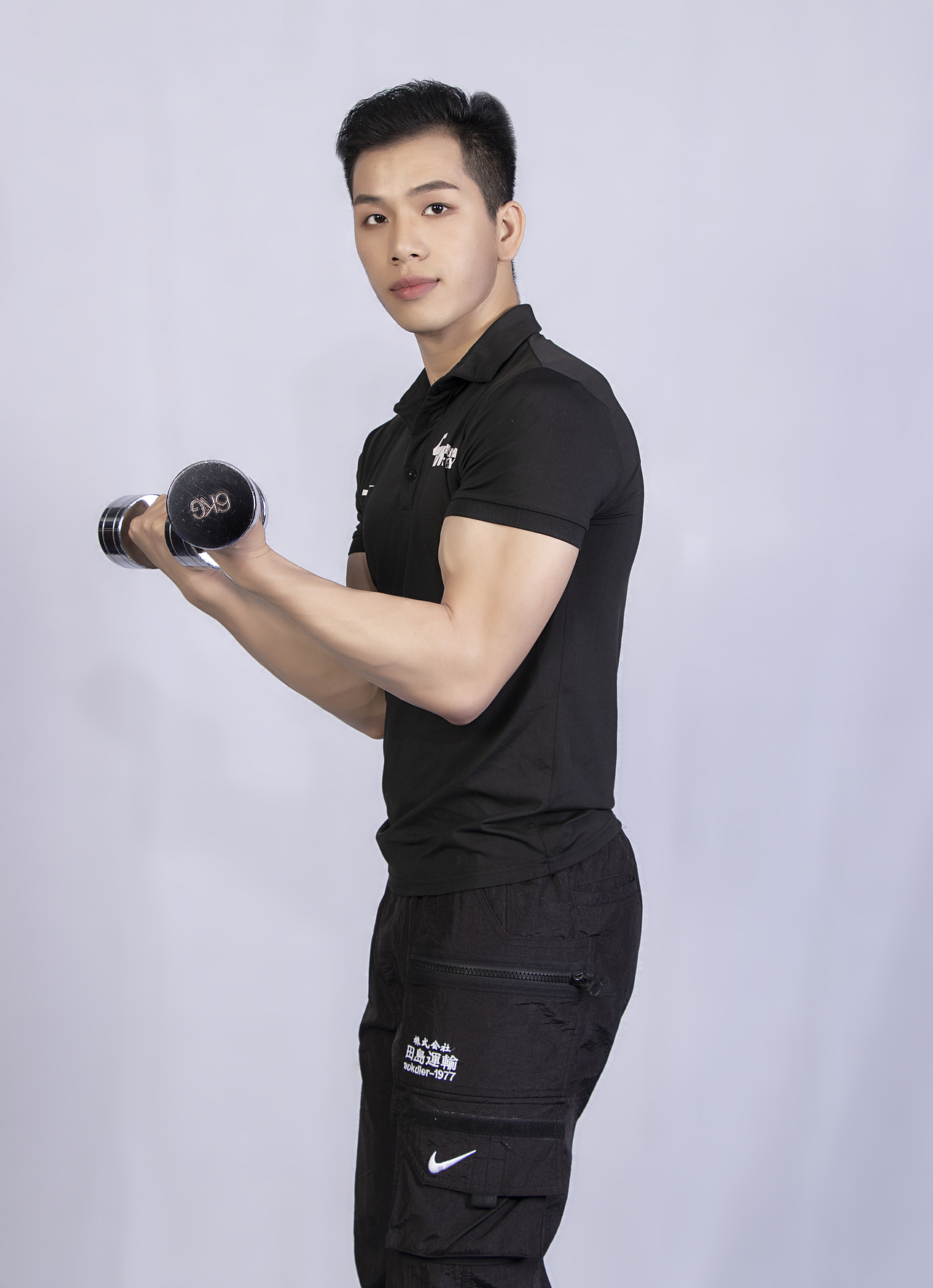 健身教练形象照