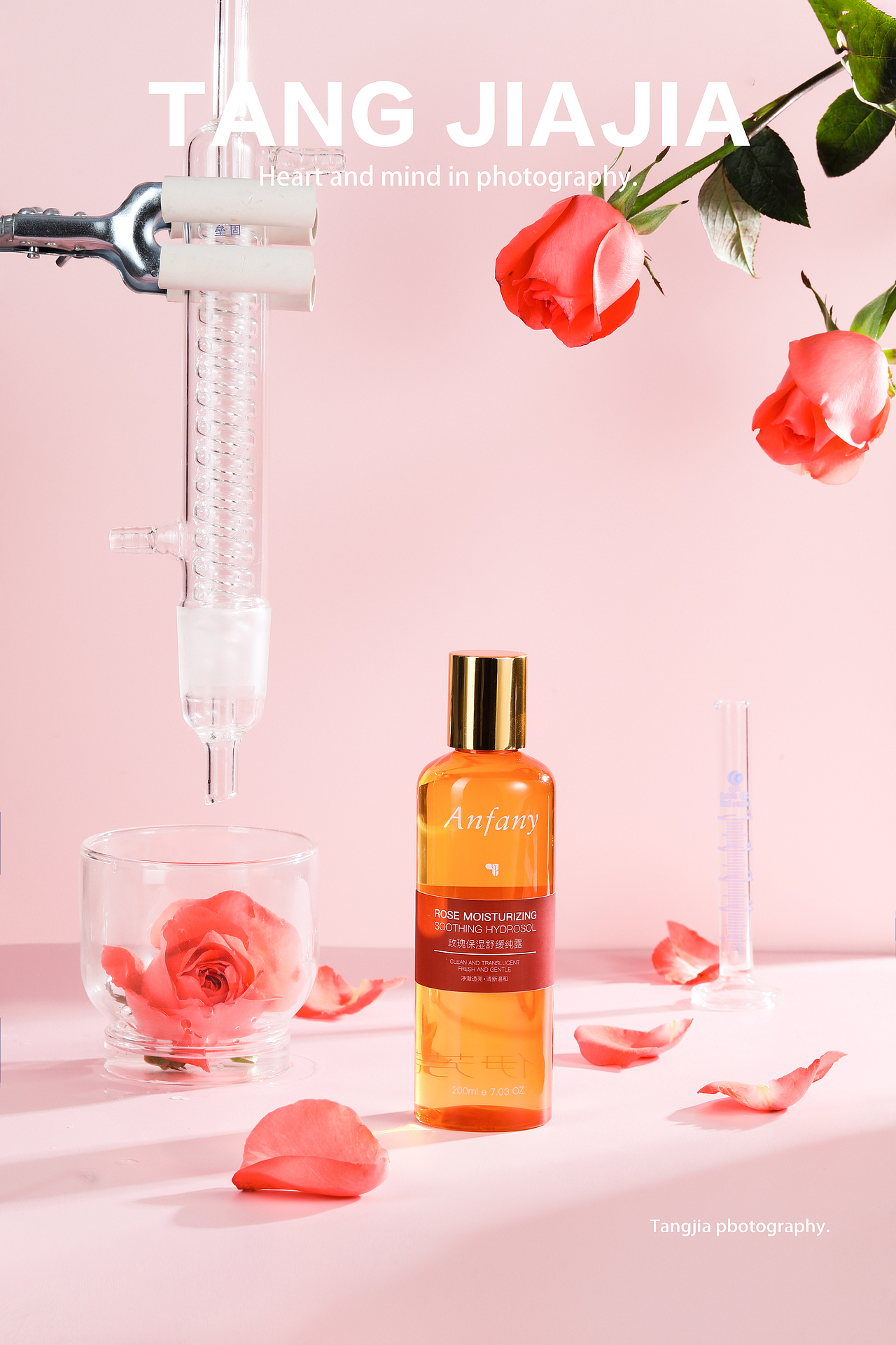 玫瑰纯露/护肤品/美妆（图ZMjgxOTYzNzky） - 产品摄影 - 站酷设计师摄影师汤佳佳原创素材 - 站酷ZCOOL