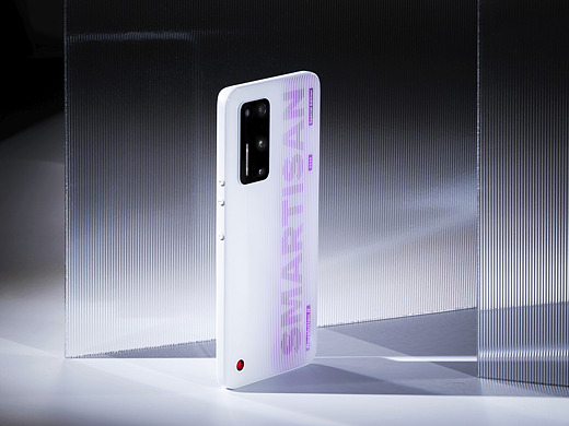 坚果r2 白色光阴版