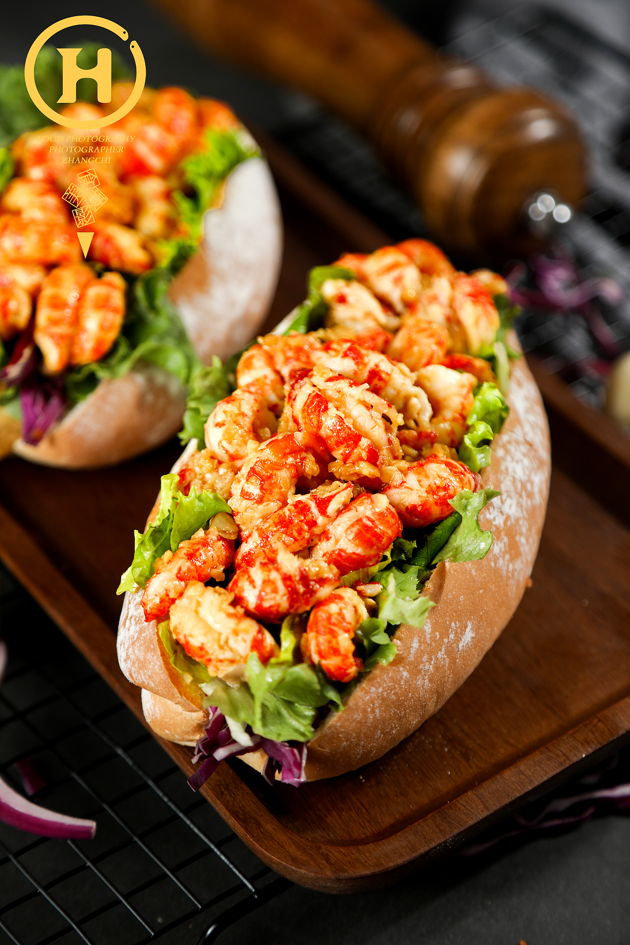 CHI-一口超满足的龙虾热狗