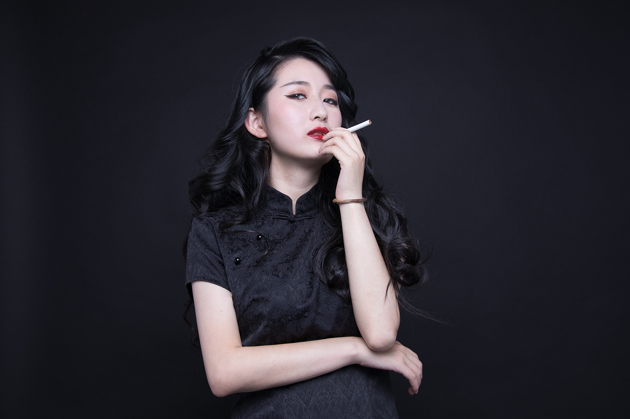 黑色曼陀罗（图ZODM0NDQ4Mjg=） - 人像摄影 - 站酷设计师化妆师思思原创素材 - 站酷ZCOOL