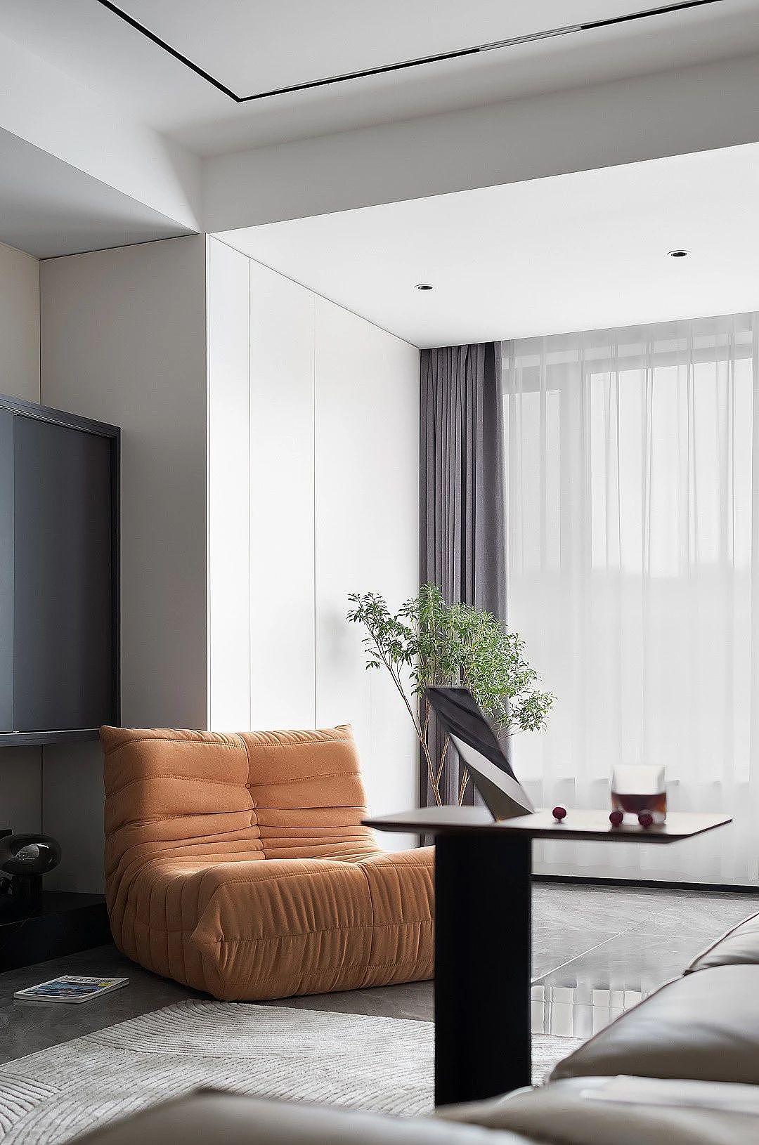 家装案例赏析——现代简约风格公寓,越简单越显大