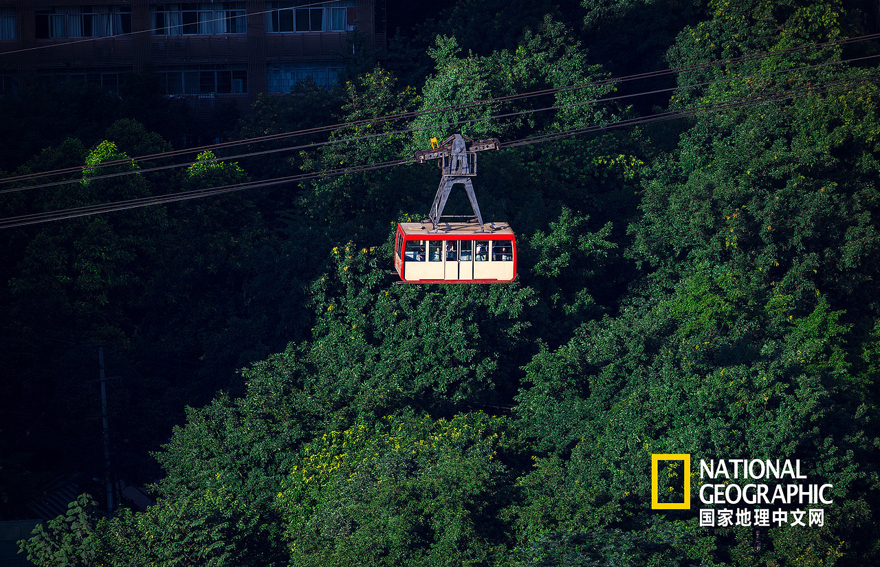 《美国国家地理》中文网“重庆，只看一眼就入了迷”（图ZMTc0NjM3NzU2） - 风光摄影 - 站酷设计师摄影师张坤琨原创素材 - 站酷ZCOOL