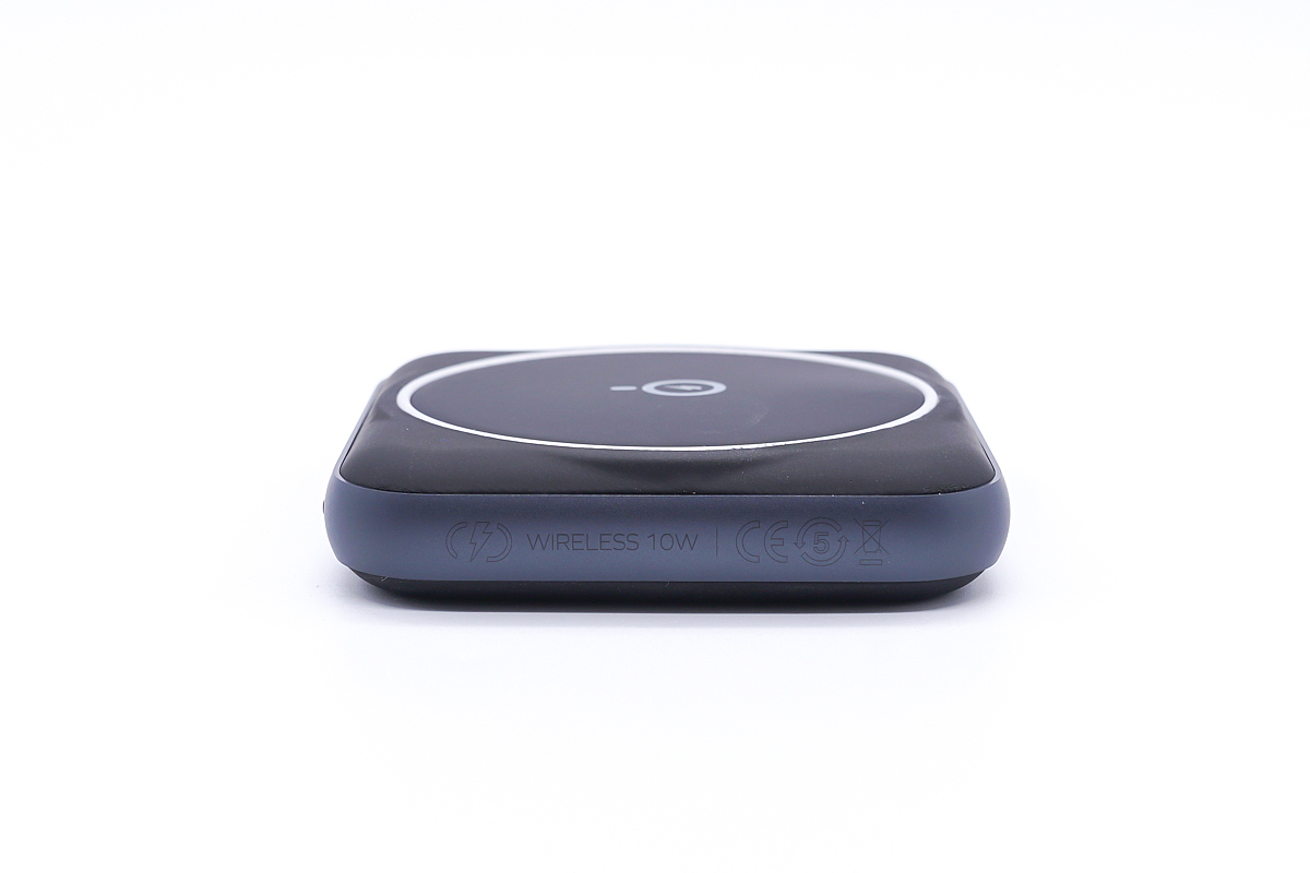 MOMAX MagSafe 磁吸无线充电宝3500mAh 评测