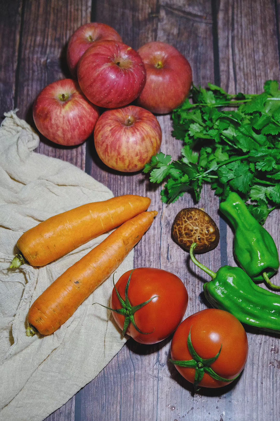 晚餐（图ZMjEzNTgwMzU2） - 其他摄影 - 站酷设计师九月ww原创素材 - 站酷ZCOOL