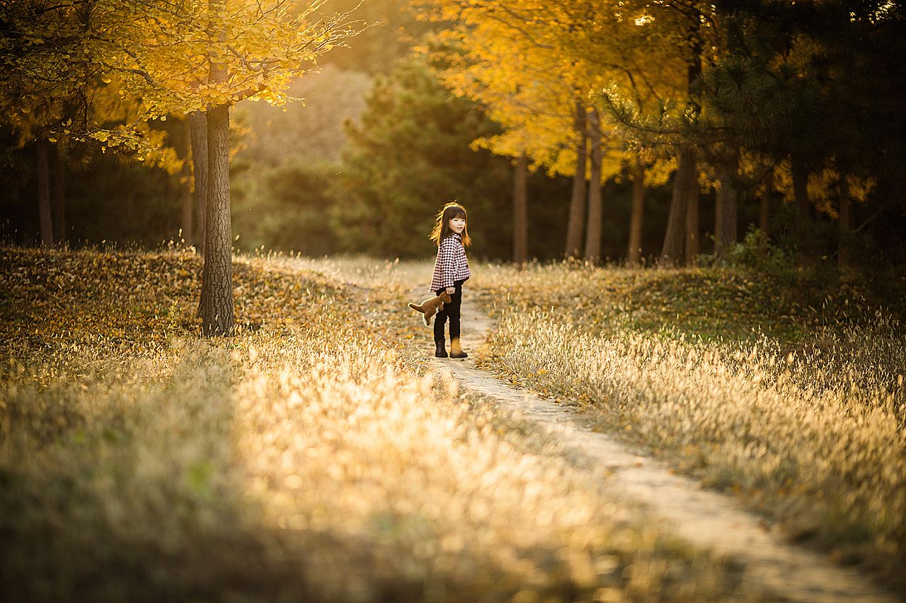 小七玥和她的小伙伴（图ZMTAwNDQ2NjI4） - 人像摄影 - 站酷设计师zimo子漠原创素材 - 站酷ZCOOL