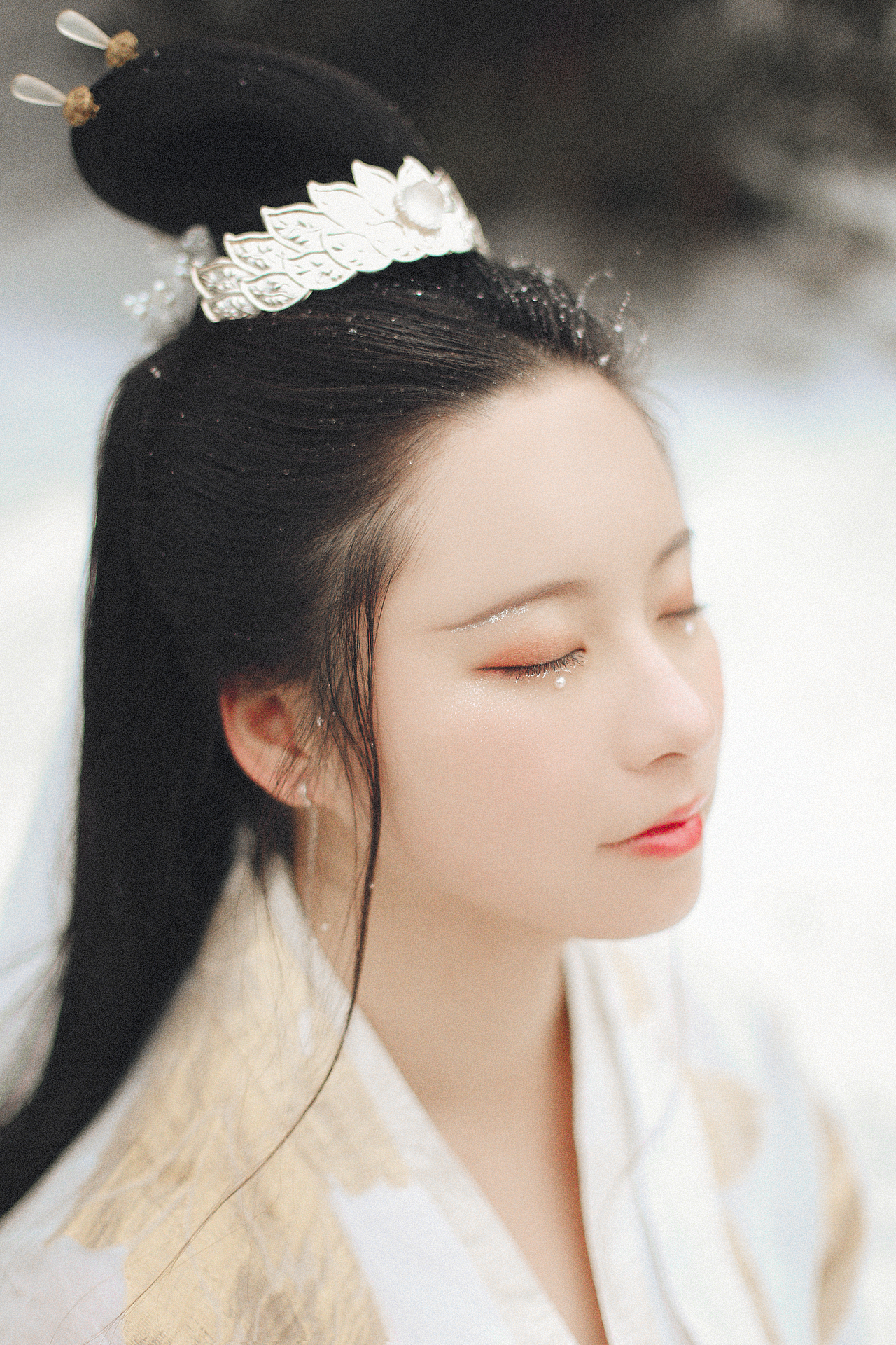 眉间雪