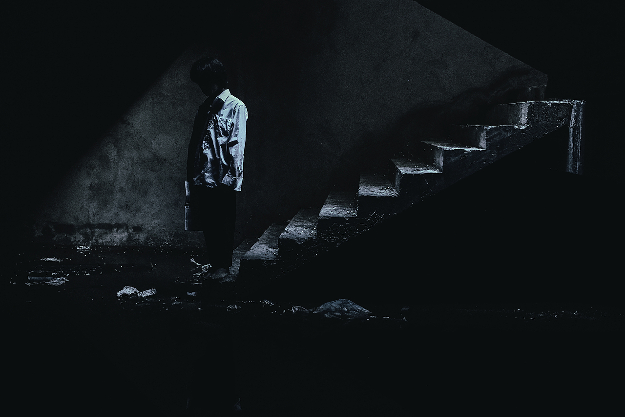 有时间颓废的话不如走在更好的路上