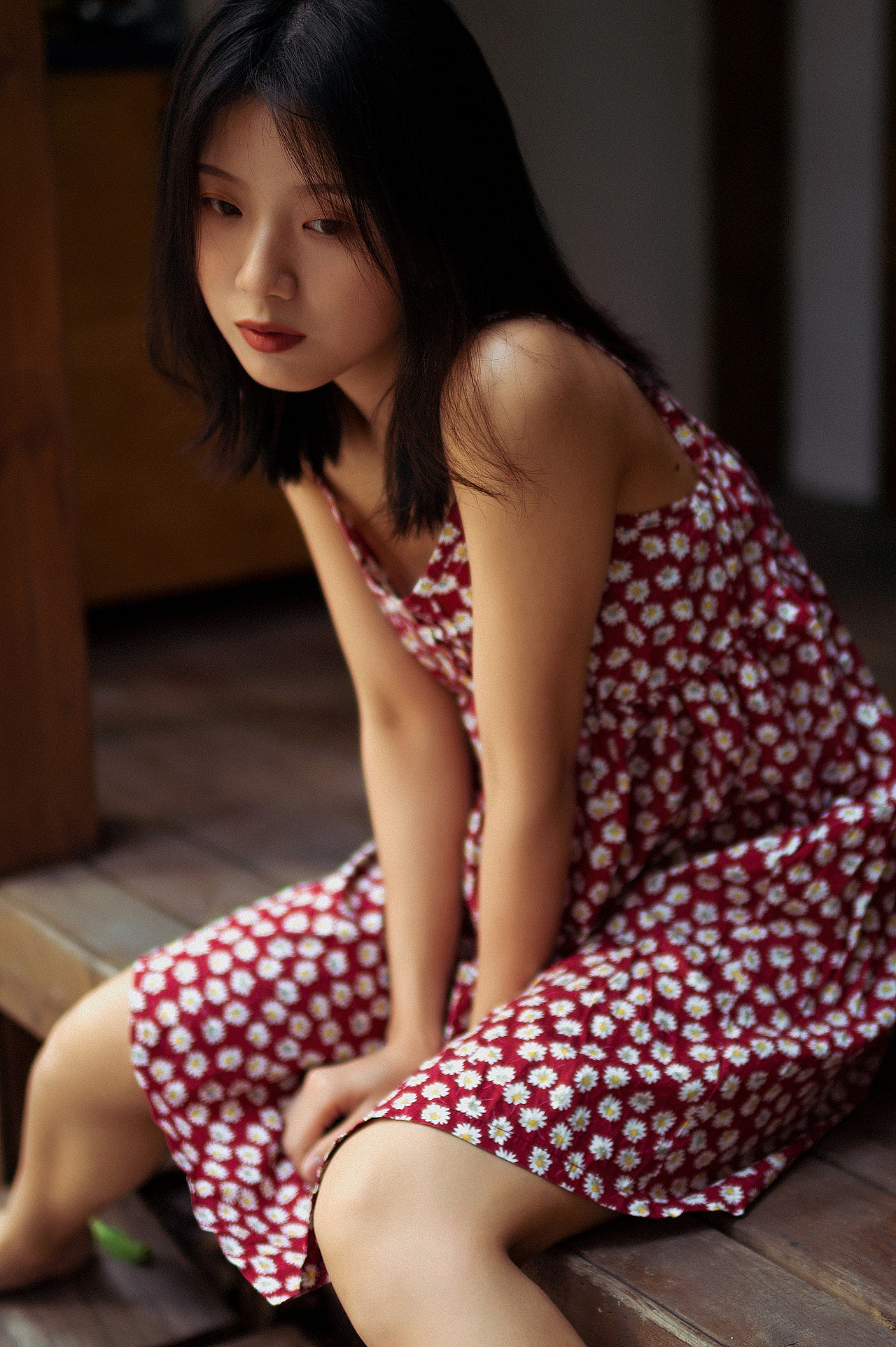 喃喃自语（图ZMjkyOTQ1Njk2） - 人像摄影 - 站酷设计师锅一口原创素材 - 站酷ZCOOL