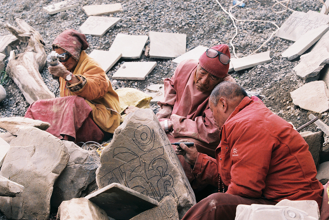 色达 亚青寺（图ZMTMxMjYyNDgw） - 人文/纪实摄影 - 站酷设计师白山Gavin原创素材 - 站酷ZCOOL