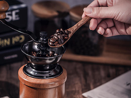 Kalita复古手摇磨豆机实拍