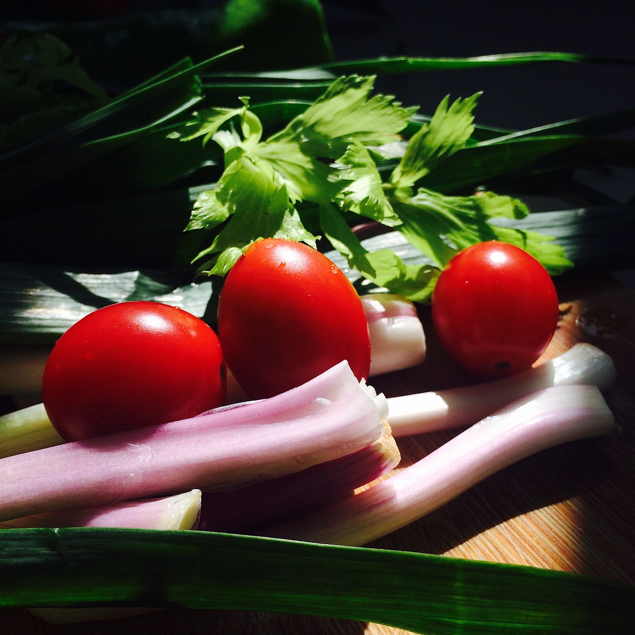 厨房里的自然光（图ZNzExODkzMDA=） - 产品摄影 - 站酷设计师米修司原创素材 - 站酷ZCOOL