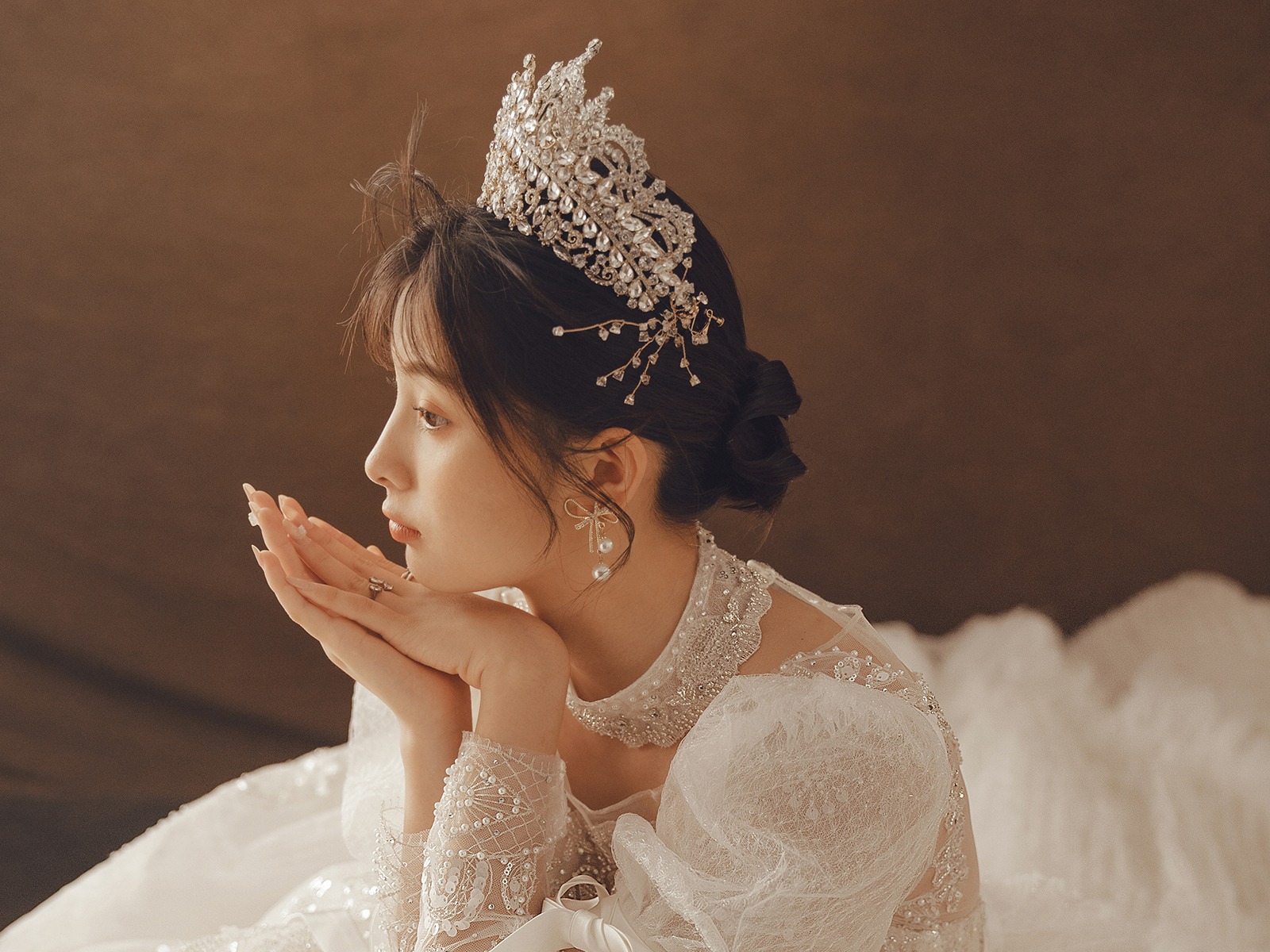 95后都喜爱的韩式婚纱照怎么拍好看？素人拍出明星感只需这5步 - 知乎