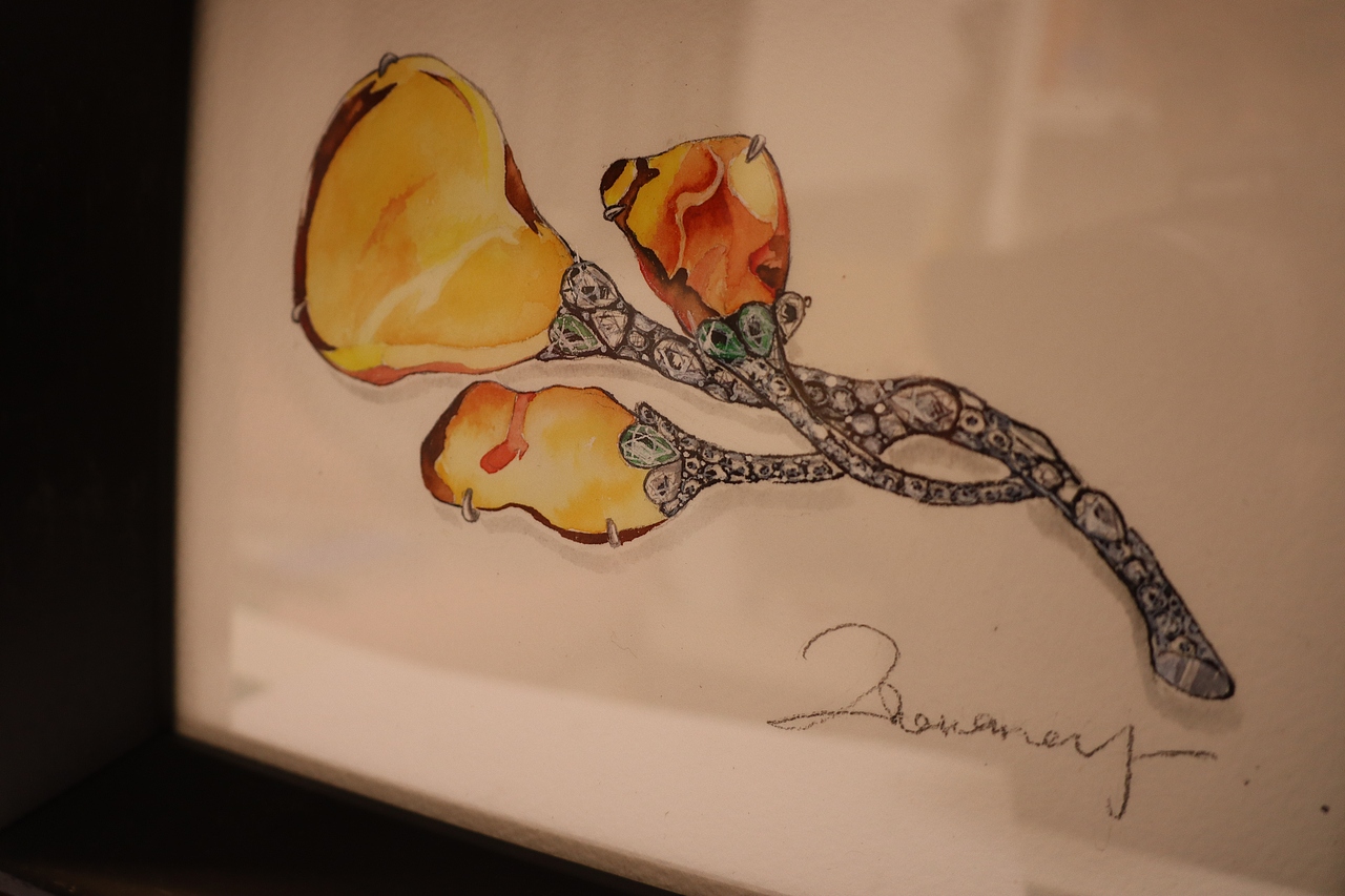 琥珀蜜蜡手绘胸针教程