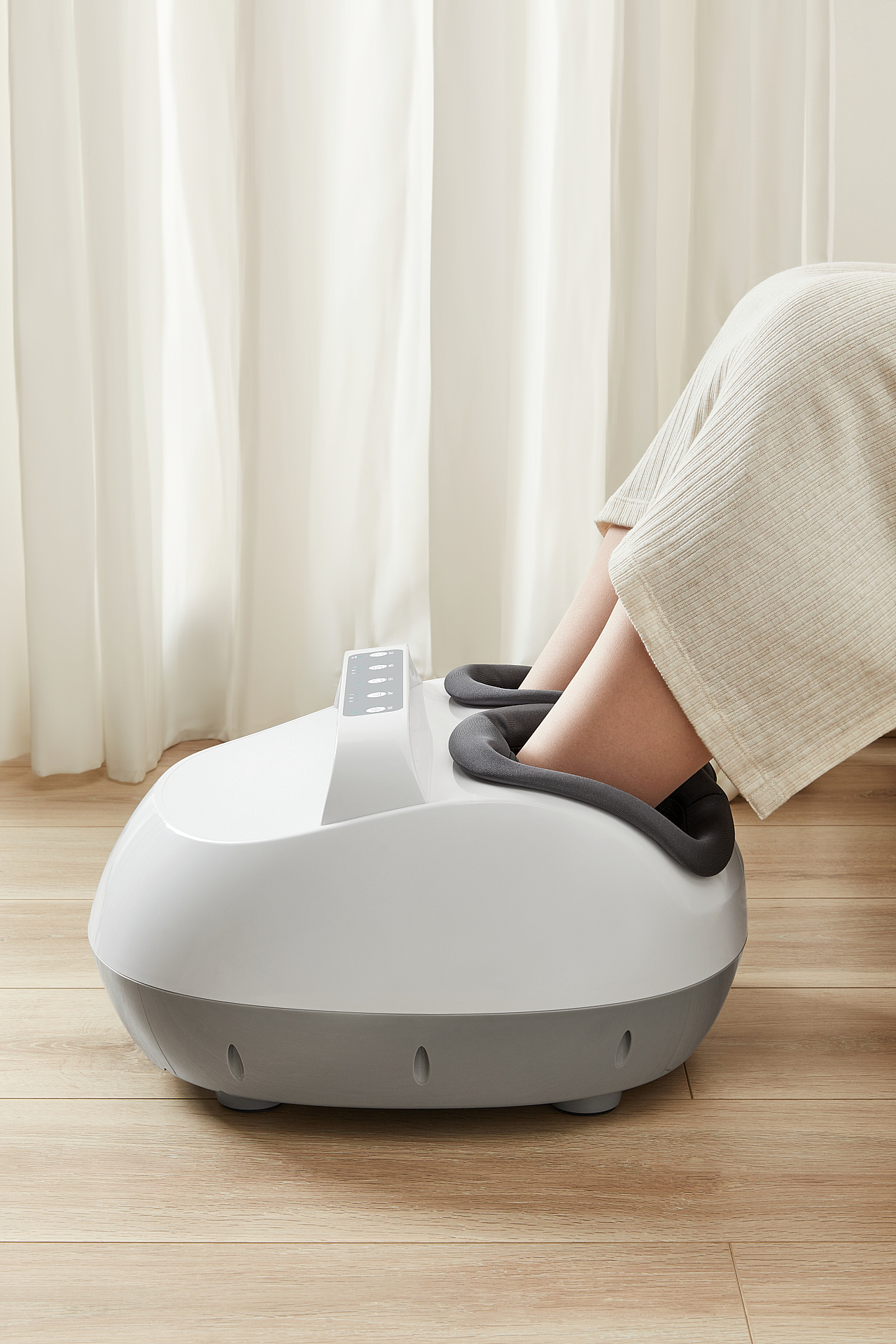 『平面』乐伽脚部揉捏按摩仪 ✖ 叔的片（图ZMjMyMzMwNzA0） - 产品摄影 - 站酷设计师叔的片原创素材 - 站酷ZCOOL