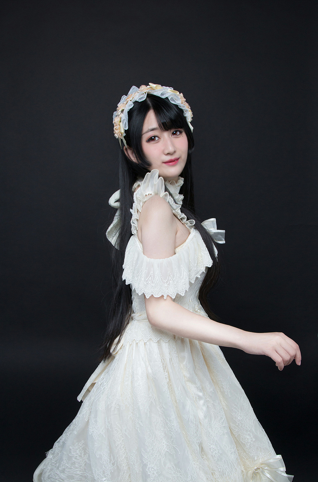 洛丽塔(白)（图ZODMwODUxMDA=） - 人像摄影 - 站酷设计师化妆师思思原创素材 - 站酷ZCOOL