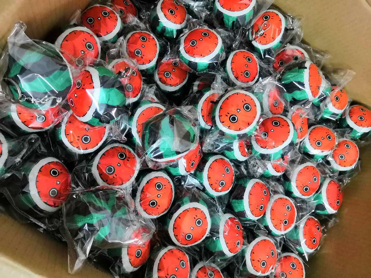 表情包：瓜西西 毛绒钥匙扣成品，喜欢点赞哦（图ZMTQyMDM4Mzg0） - 生活用品 - 站酷设计师简创玩偶娃衣定制原创素材 - 站酷ZCOOL