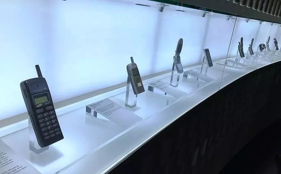 揭秘三星创新博物馆展示空间与导视系统（图ZMjMwNDUyMTEy） - 展陈设计 - 站酷设计师暖水社原创素材 - 站酷ZCOOL