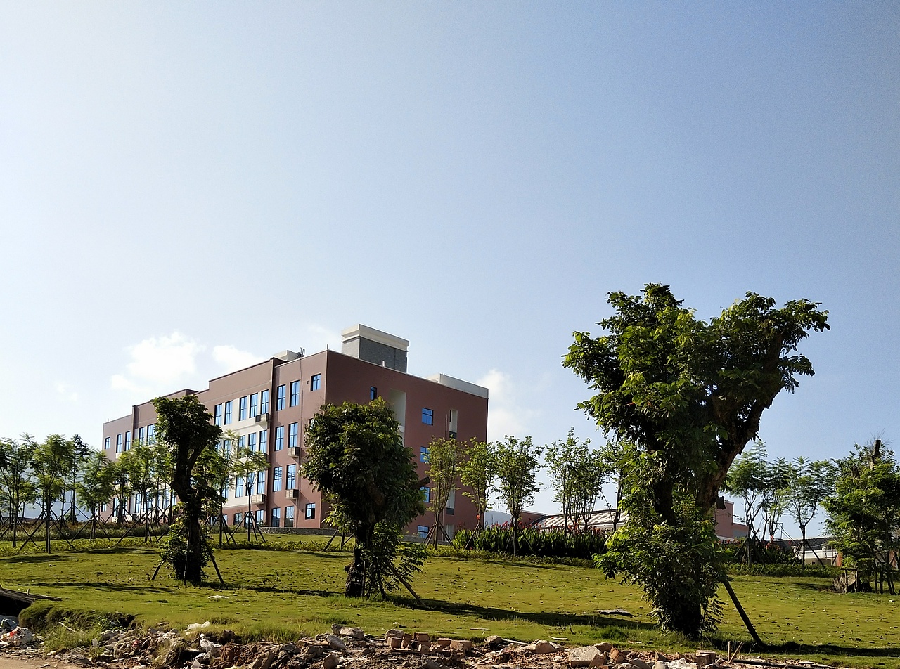 《天空披上蓝衣的模样》