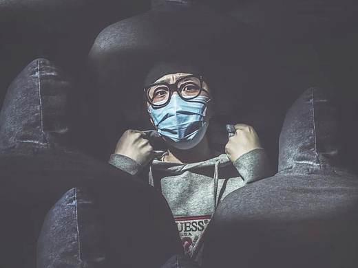 疫情席卷全球,艺术家在做什么?你在做什么呢?