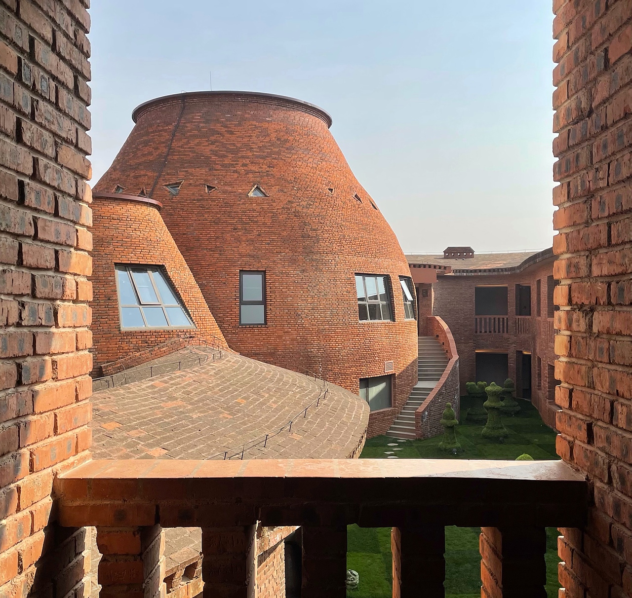 弥勒东风韵美景阁酒店